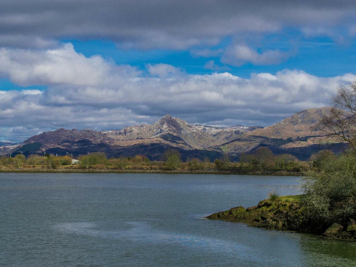 The Captain'S Bank Porthmadog Exteriér fotografie